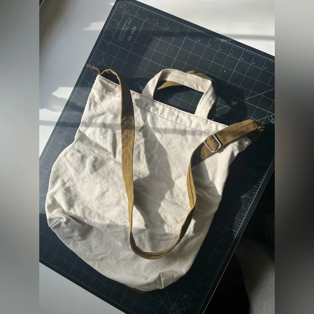 BAGGU Vertical Duck Bag — rich brown & raw canvas DEADSTOCK - Picture 4 of 4